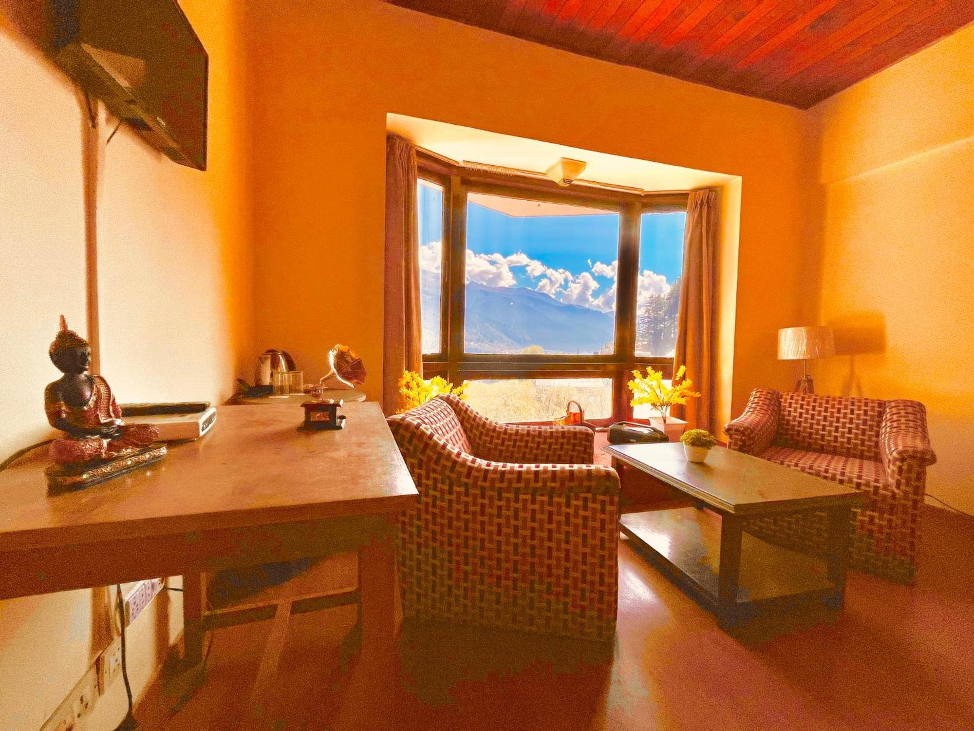 Sagar Resort !! Mountain View ! Luxury Stay ! Family Resort ! Private Parking ! Near Mall Road Манали Экстерьер фото